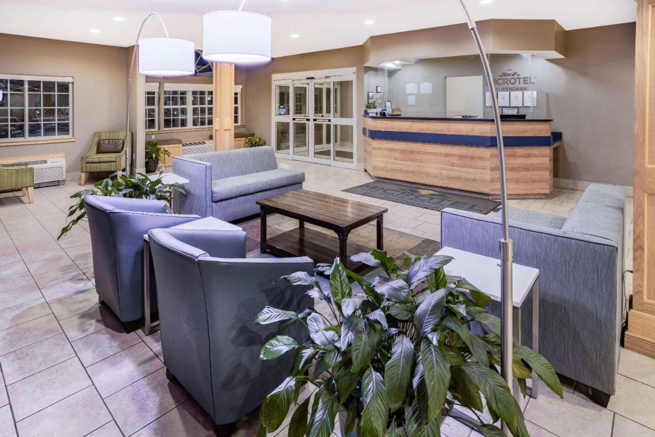 Microtel Inn & Suites By Wyndham Johnstown מראה חיצוני תמונה