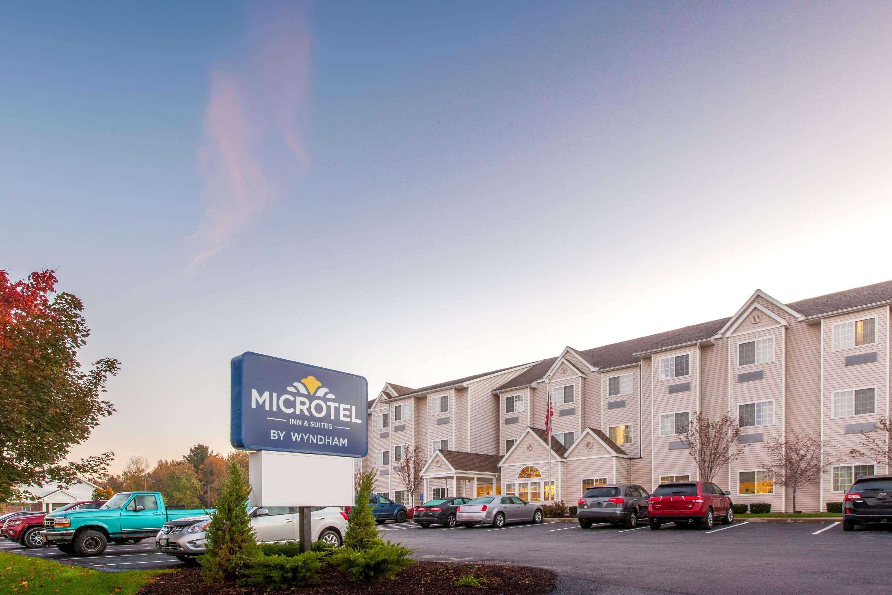 Microtel Inn & Suites By Wyndham Johnstown מראה חיצוני תמונה